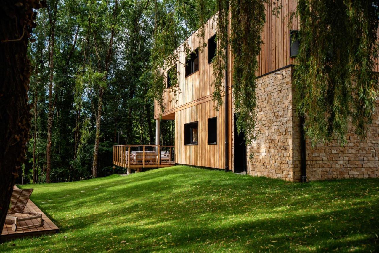 Dans Les Arbres Bed & Breakfast Lanta Екстериор снимка