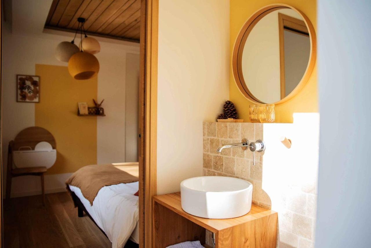 Dans Les Arbres Bed & Breakfast Lanta Екстериор снимка